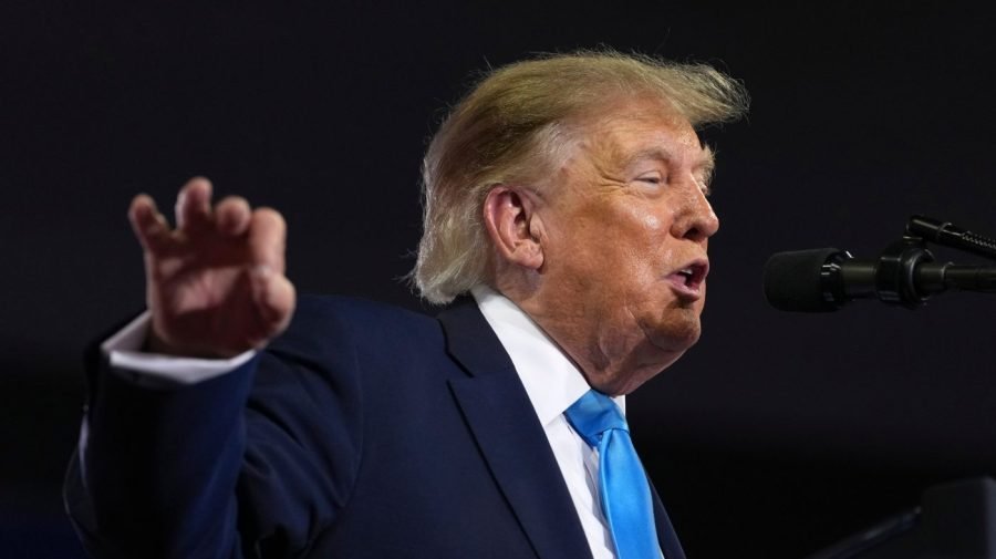 Live updates: GOP airs frustration over Russia sanctions waiver; Trump heads to Kansas