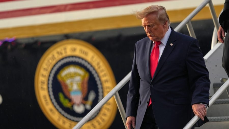 Trump's former campaign manager on GOP ahead of midterms: 'It's ugly'