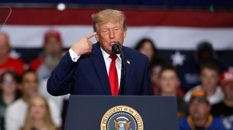 Trump predicts Canada trade dispute will be resolved 'soon'