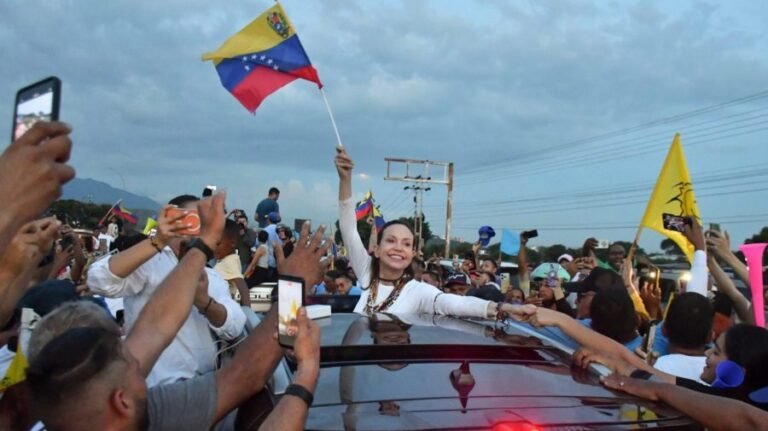 Democrats seize on Machado's return to push for Venezuela elections