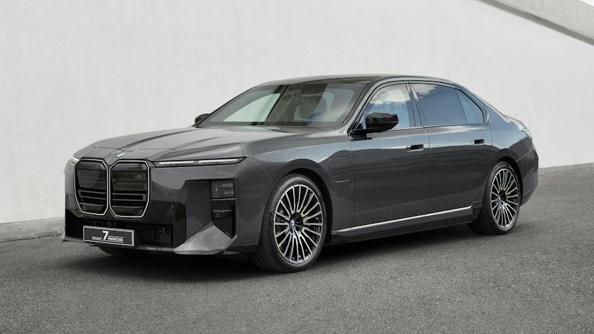 Fire away! New BMW Concept 7 Protection limo is bulletproof