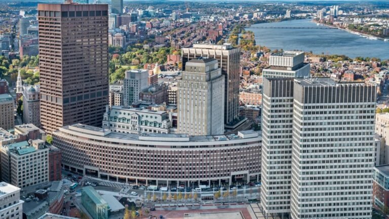 Savills Arranges Year Up United Headquarters Lease, Expansion to Other Cities