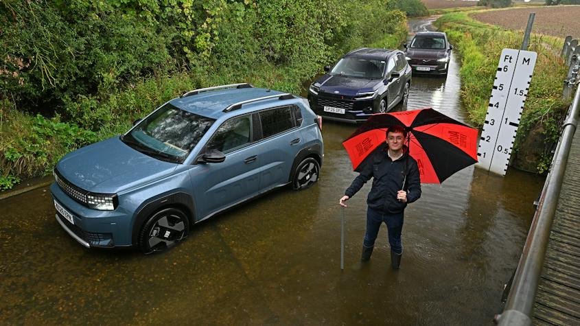 Cars vs water - pictures