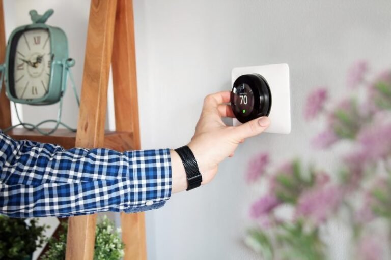 These households could spend more to heat their homes this winter, federal outlook says