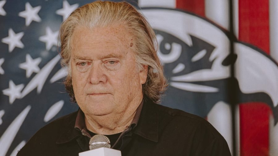 Bannon 'not wild' about Trump endorsing Netanyahu