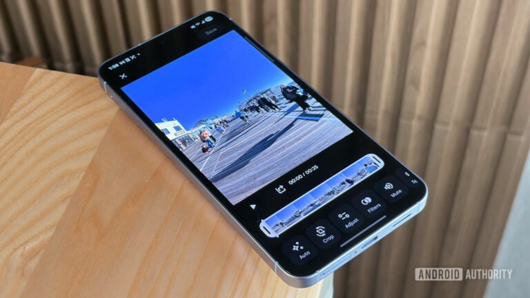 Google Photos has a new button to let you start editing videos with a single tap