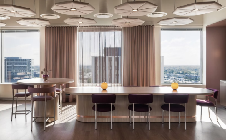 Henricksen Unveils New Headquarters in Illinois