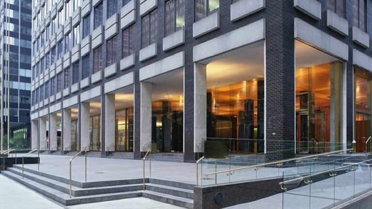 SL Green, Mori Trust Secure $2B Refi of Midtown Office Tower