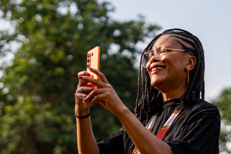 TECNO Unveils New Film Exploring the Human Stories Behind “100 Portraits of Becoming”