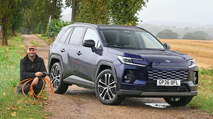 Toyota RAV4 Plug-in hybrid Excel long-term test - pictures