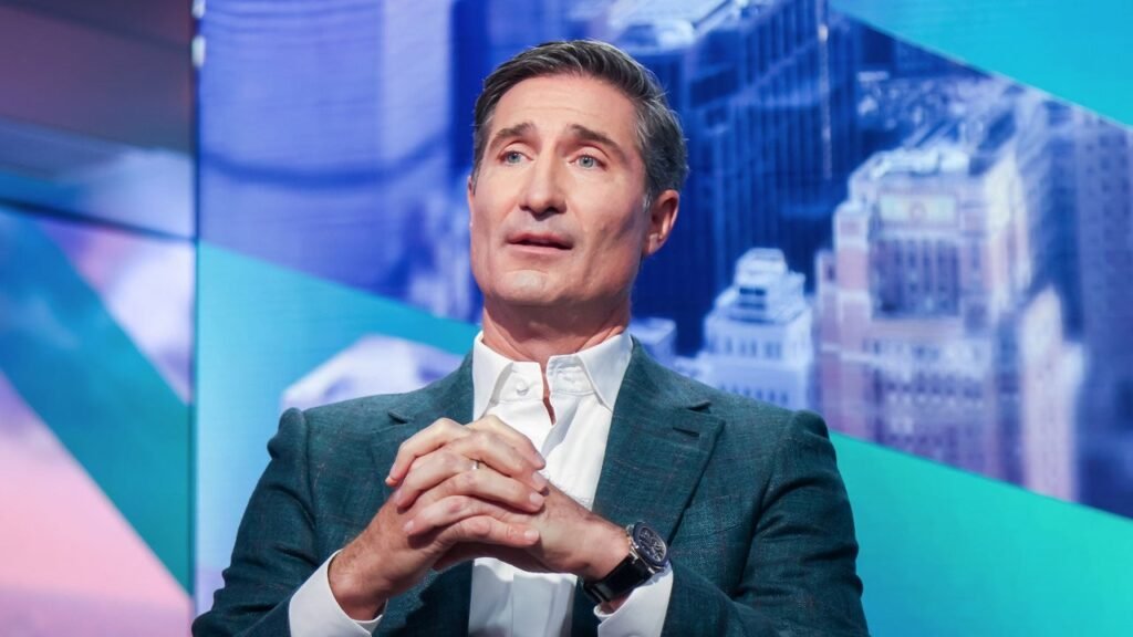 Starbucks CEO Brian Niccol says the company is back. His turnaround comes down to 1 leadership principle