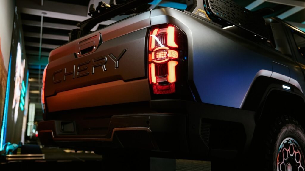 Chinese Auto Giant Aims To Localize Production In Washington's Backyard