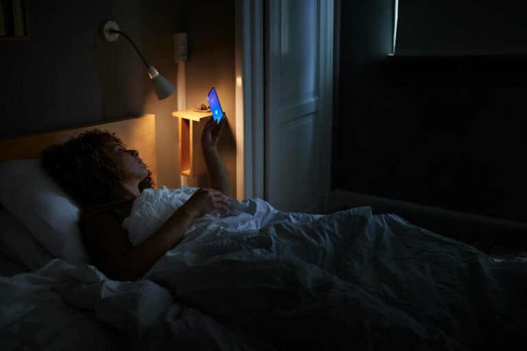Why Do I Wake Up At The Same Time Every Night? Experts Explain