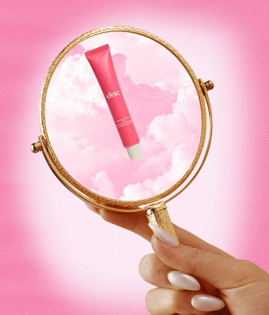 The Dae Styling Cream & Hair Taming Wand Is My Daily Savior Against Frizz