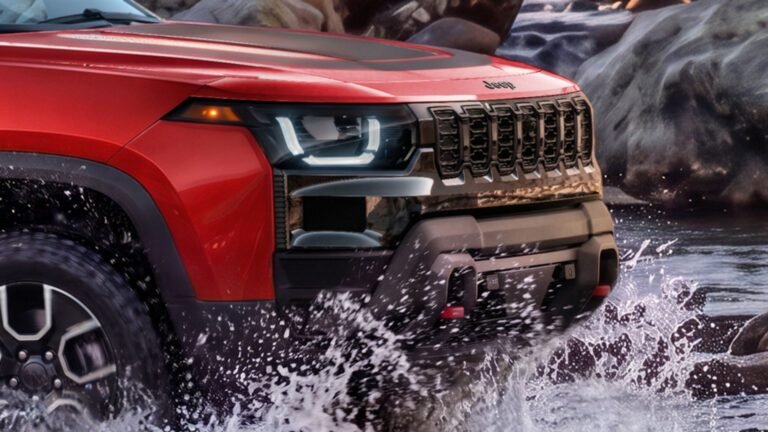 2027 Jeep Cherokee Trailhawk Gallery: Jeep's Answer To The Ford Bronco Sport Is Here
