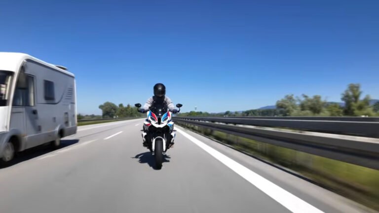 The Reason Why 160 MPH Might Actually Feel Slow On A Motorcycle