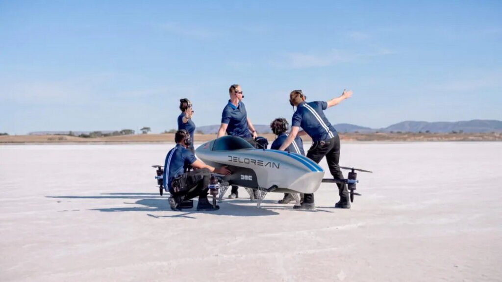 DeLorean Is Entering Flying-Car Racing, With A Giant Asterisk