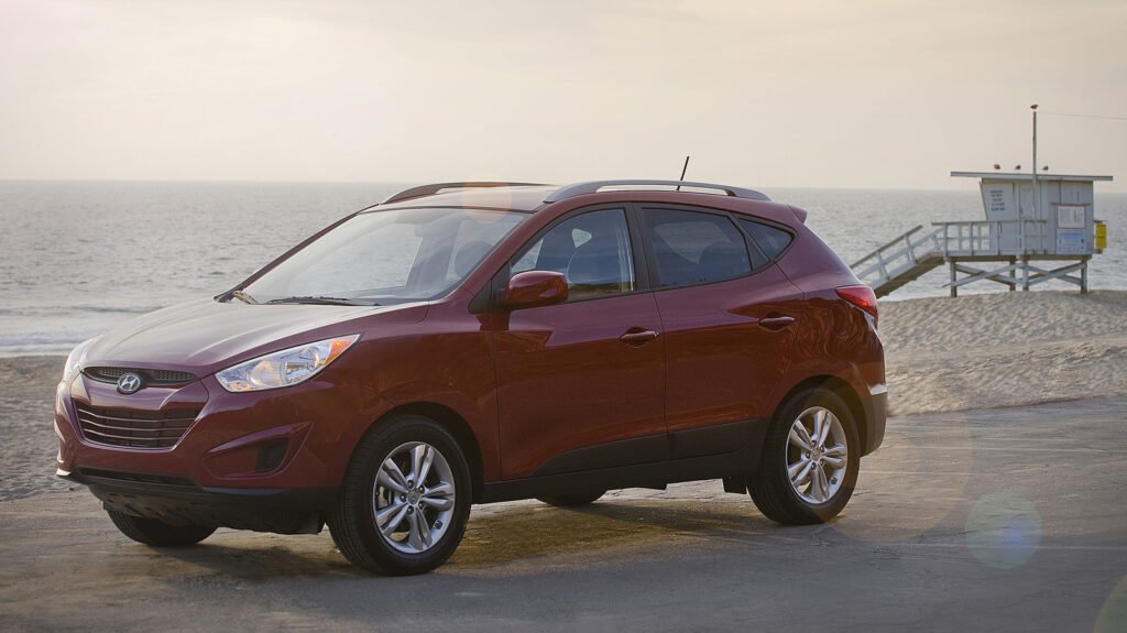 If You Want A Hyundai Tucson With A Manual Transmission, Look For These Years