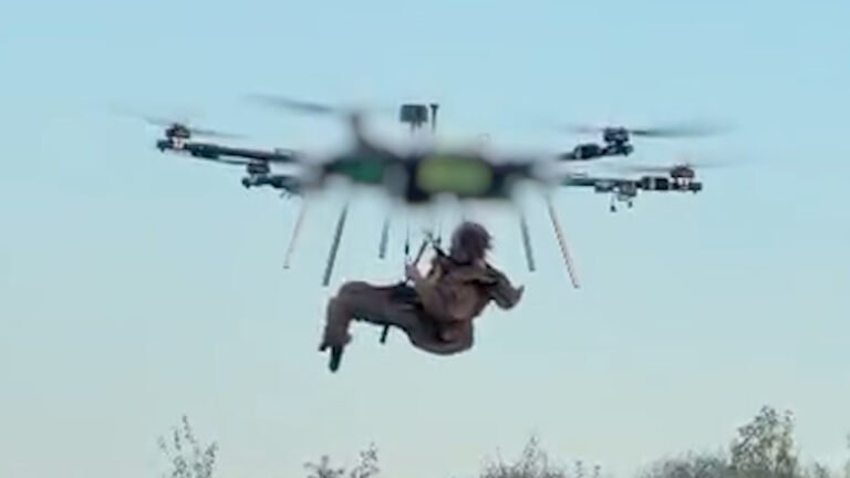 Ukraine Evacuates Wounded Soldier Via Giant Drone
