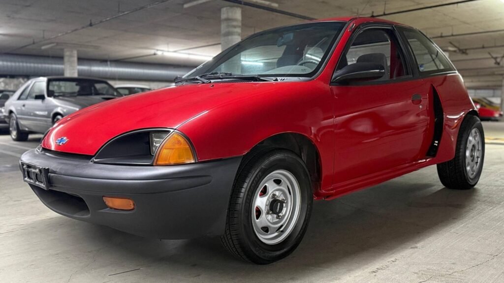 This Mid-Engine V8 Geo Metro Is The Ultimate Evolution Of 'LS Swap All The Things'