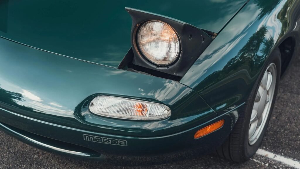 For Sale: A Rare Mazda MX-5 Finished In The Internet's Favourite Color Combo