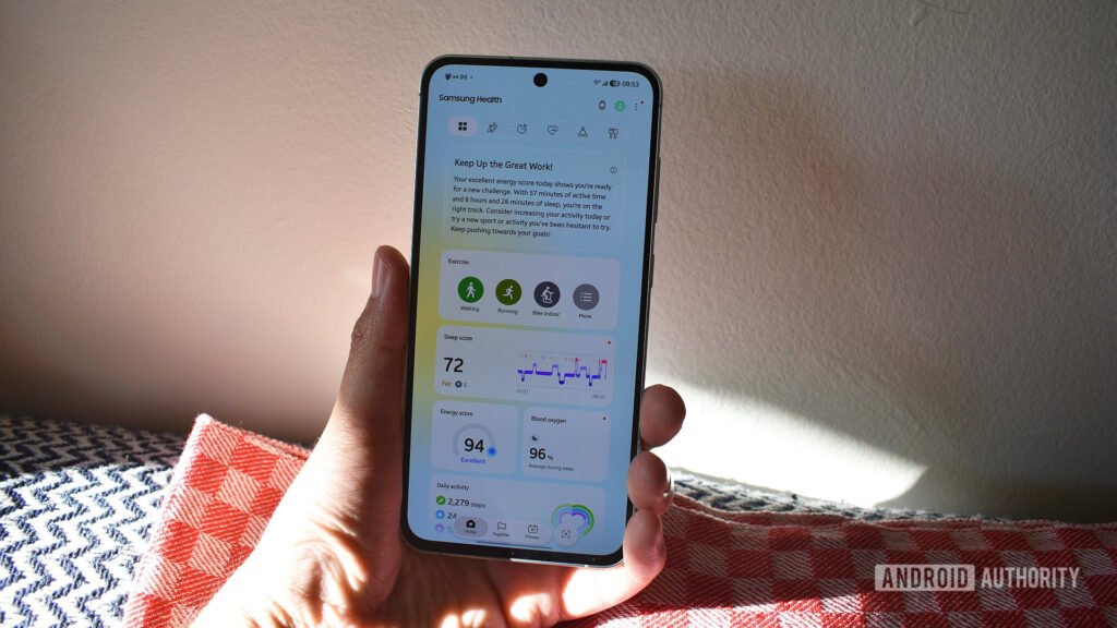 Your friends haven’t disappeared from Samsung Health — Here’s what’s up with the asterisks