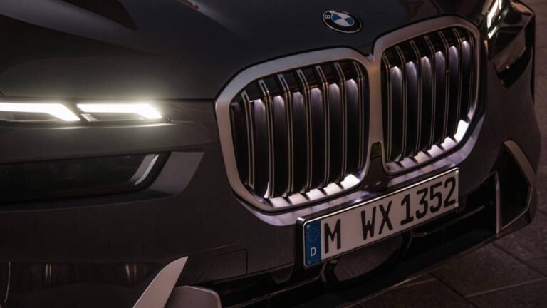 BMW Wants a Bigger SUV Above the X7 for America