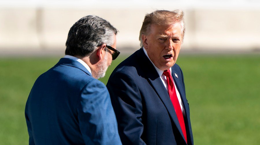 Trump reups calls to put Cruz on Supreme Court in vacancy scenario