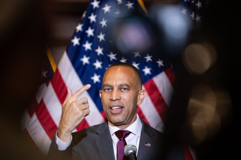 ‘A game-changer’: House Dems aim for a big majority that could ease Hakeem Jeffries’ headaches