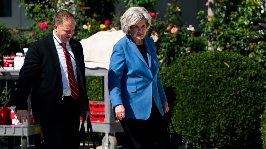 White House chief of staff's daughter shows up in photo from Republicka Srpska